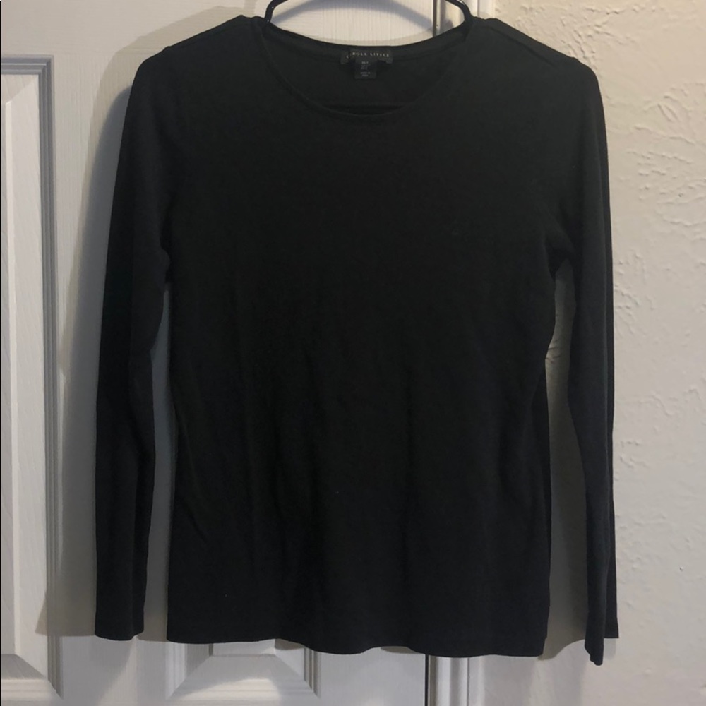 Black long sleeve tee